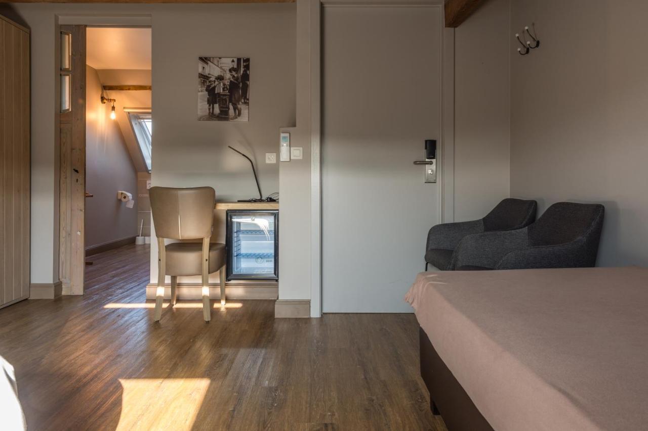 Oud Gemeentehuis Poelkapelle Bagian luar foto